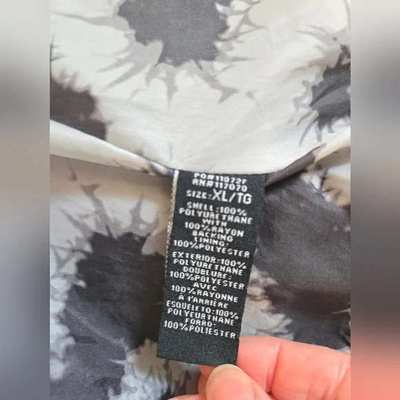 Candy Couture | Black Faux Leather Women's Jacket, Ptp 21" - Picture 5 of 10